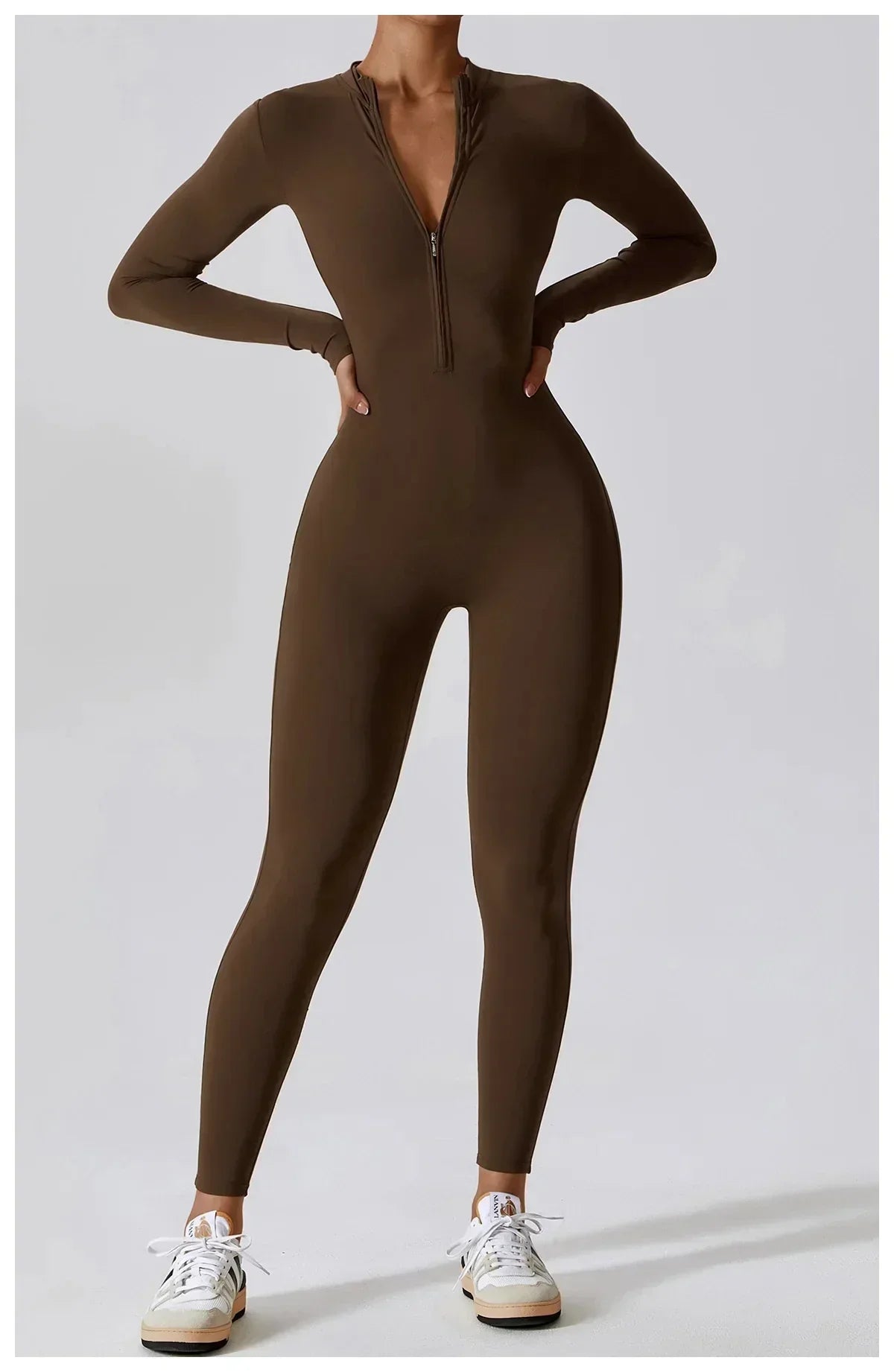 EINFARBIGER LANGARM-JUMPSUIT