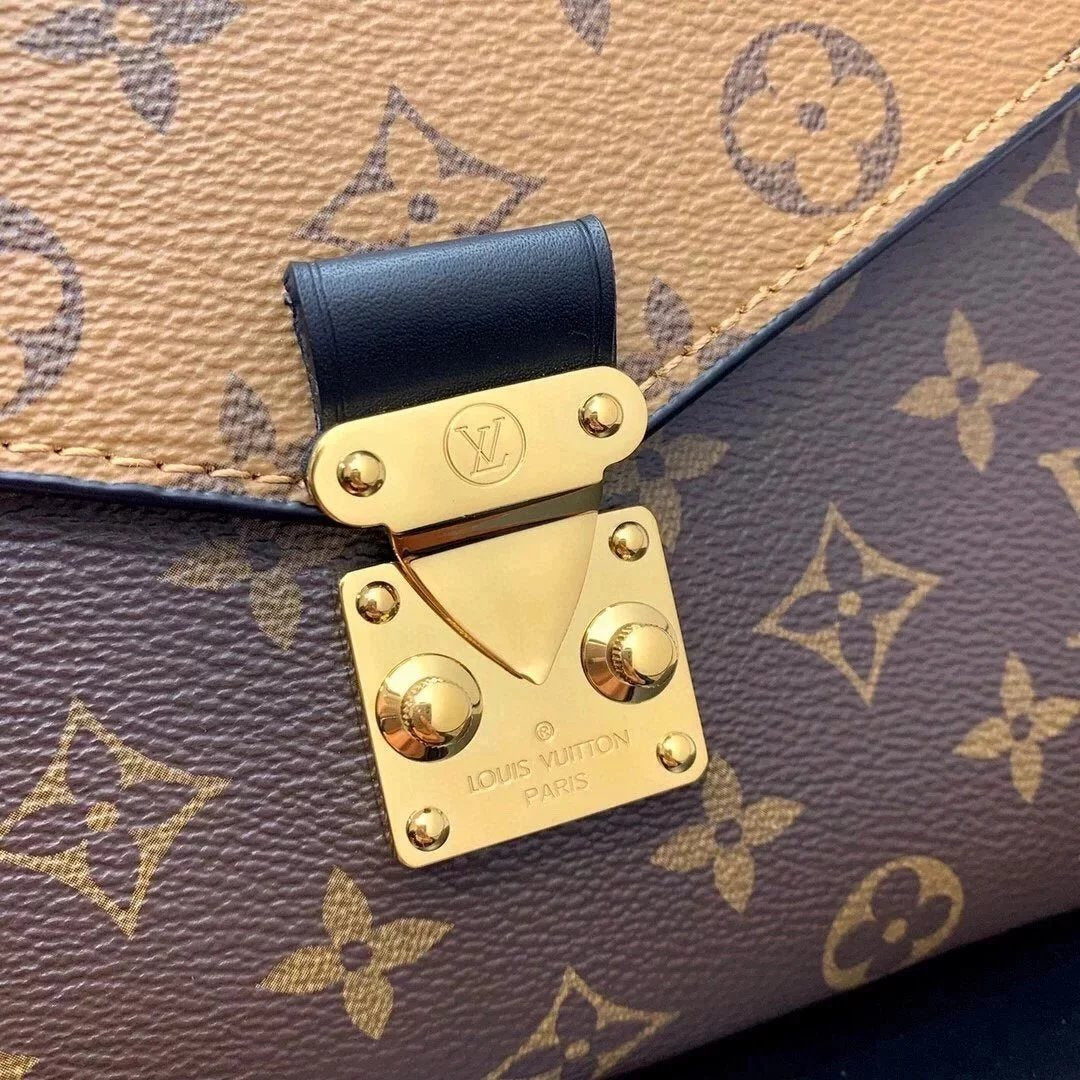 Sac LV  AV
