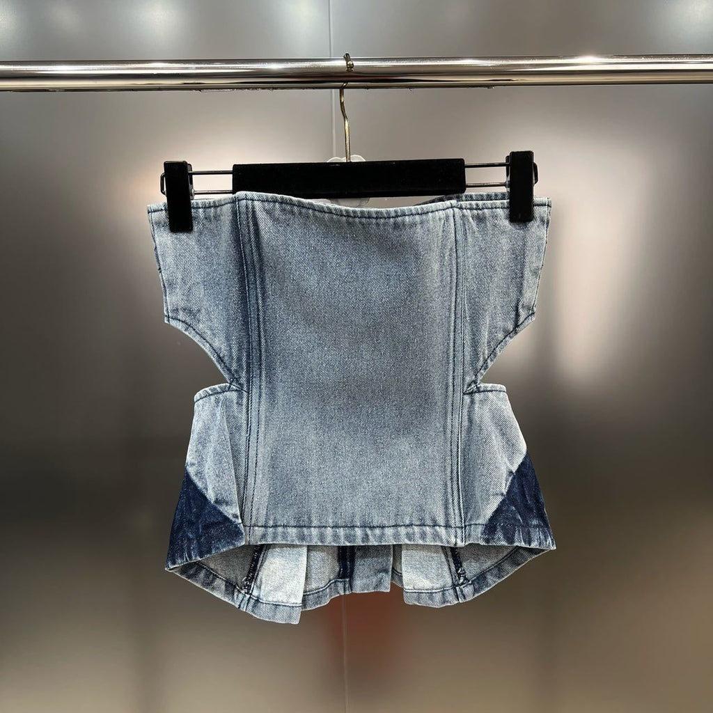 Schlagjeans mit Abnähern und Doppelreißverschluss