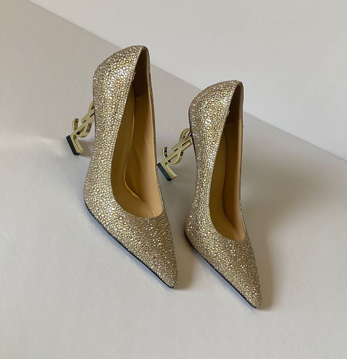 GLAMOURÖSE SISY | HIGH HEELS