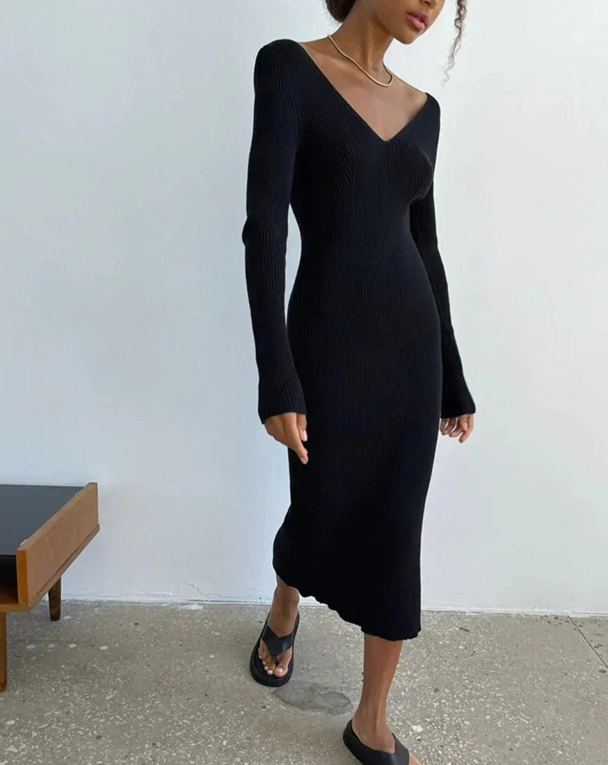 Zeitlose Eleganz – Strickripp-Midi-Bleistiftkleid