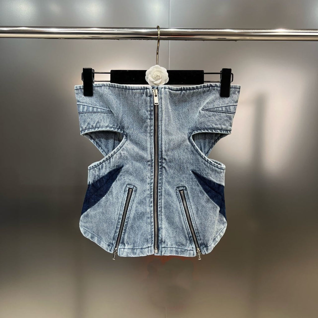 Schlagjeans mit Abnähern und Doppelreißverschluss