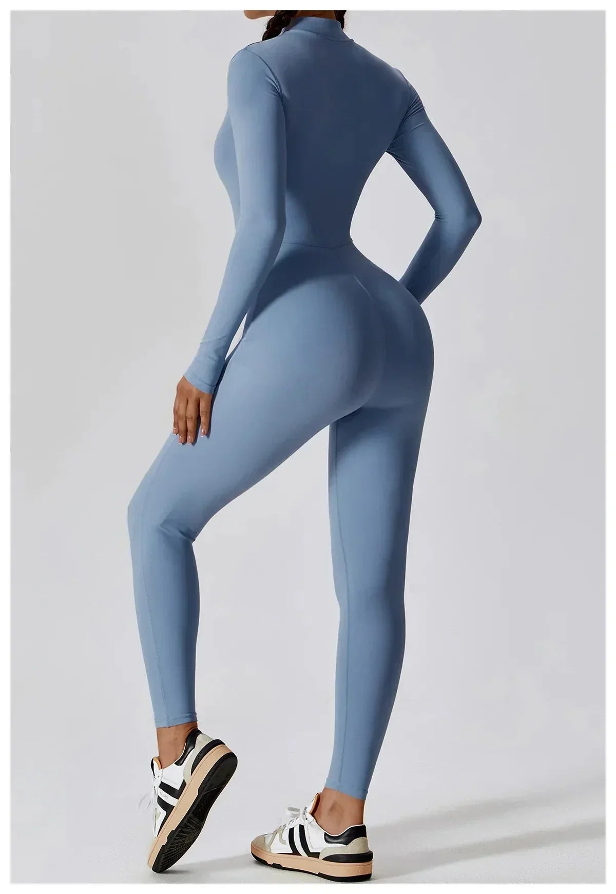 EINFARBIGER LANGARM-JUMPSUIT