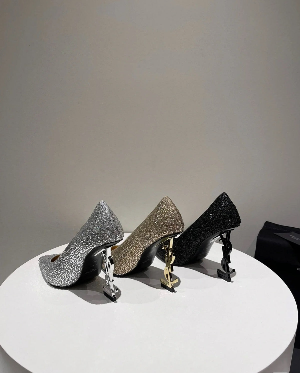 GLAMOURÖSE SISY | HIGH HEELS