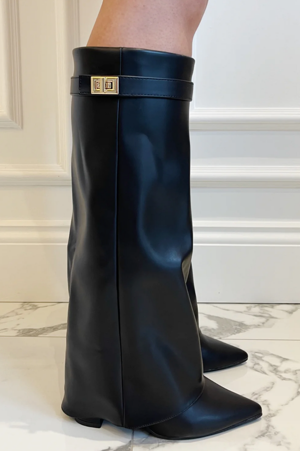 JESS LEDERSTIEFEL
