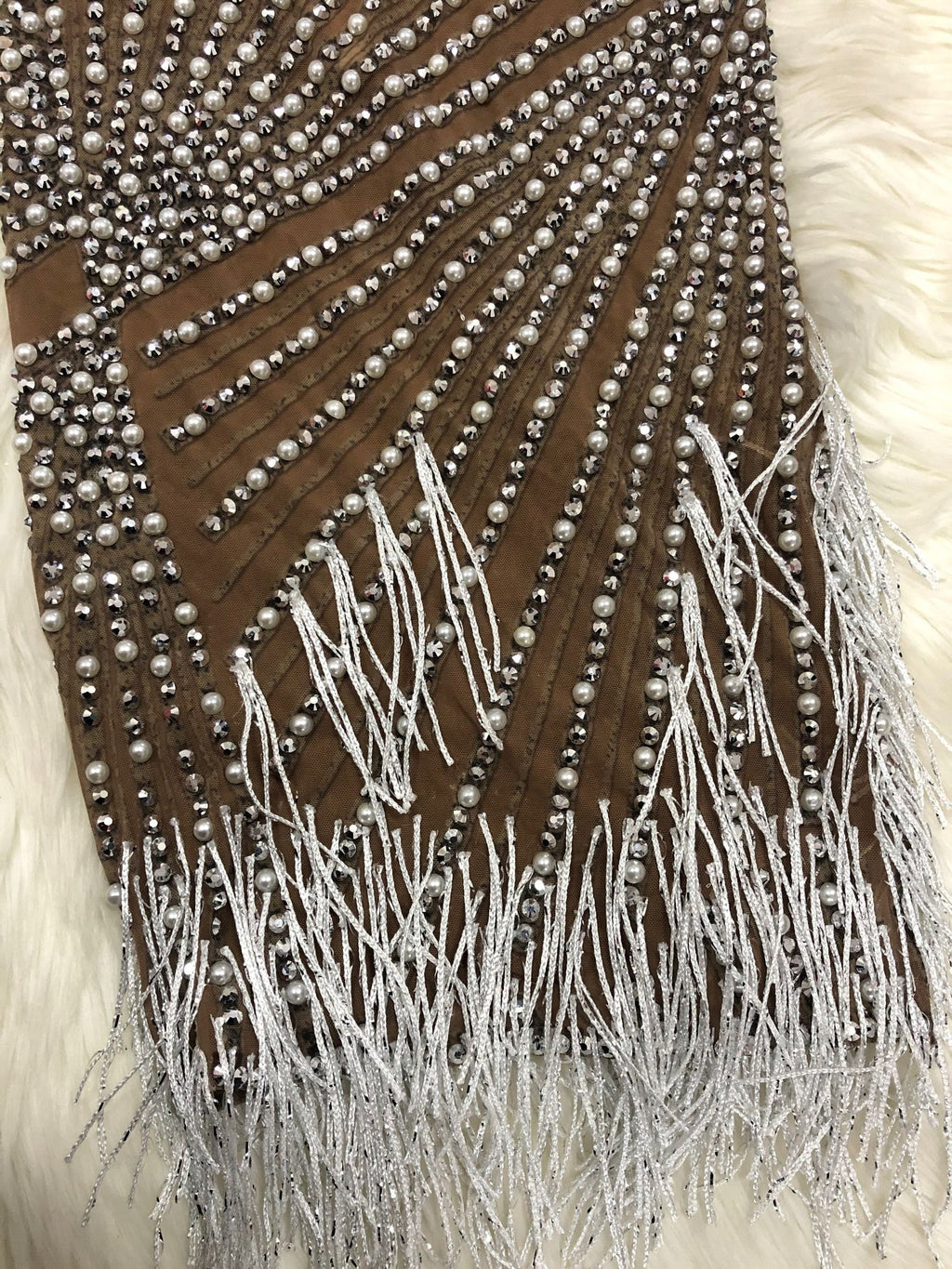 CHANELA DIAMANTÉ-KLEID
