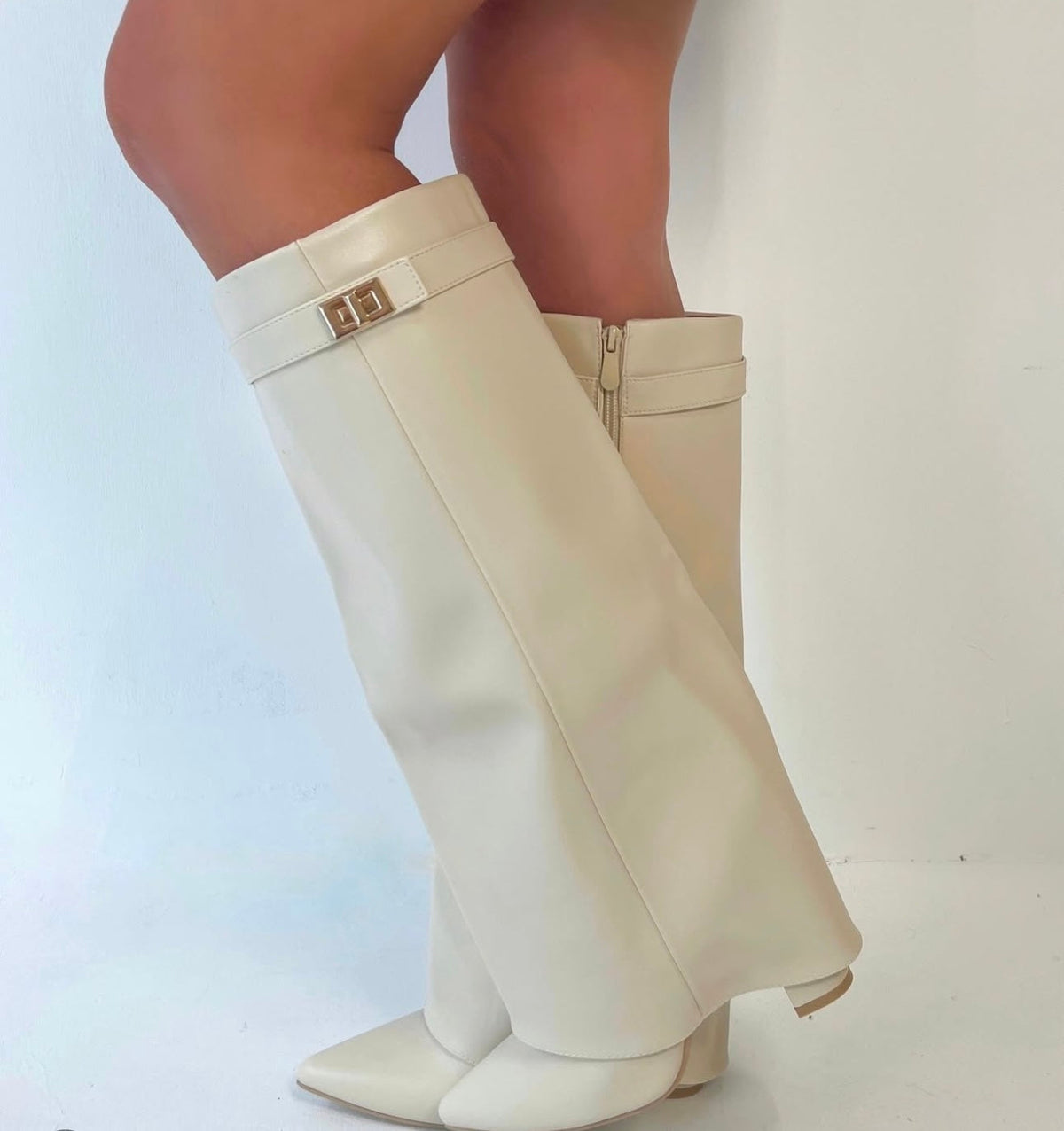 JESS STIEFEL BEIGE