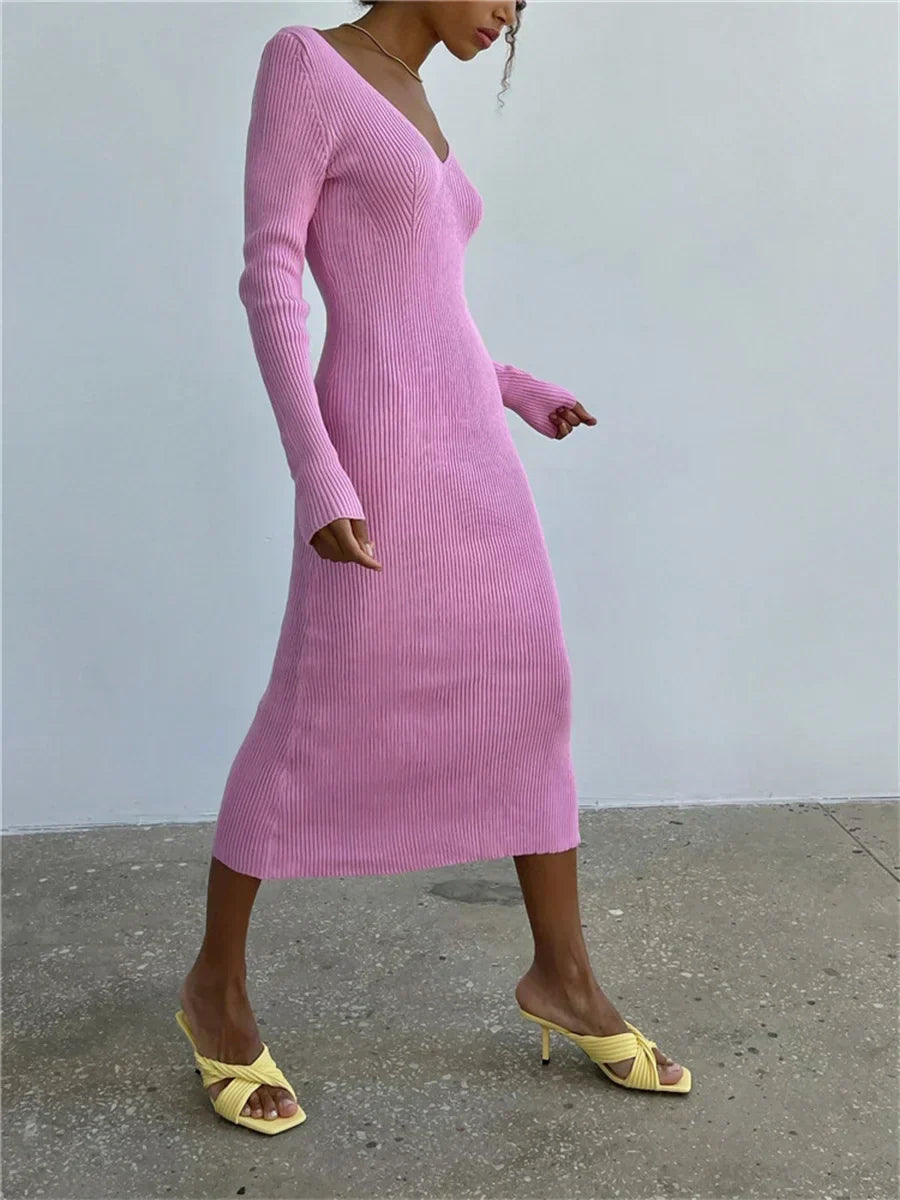 Zeitlose Eleganz – Strickripp-Midi-Bleistiftkleid