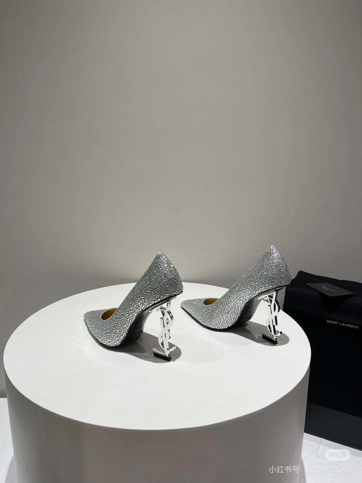 GLAMOURÖSE SISY | HIGH HEELS