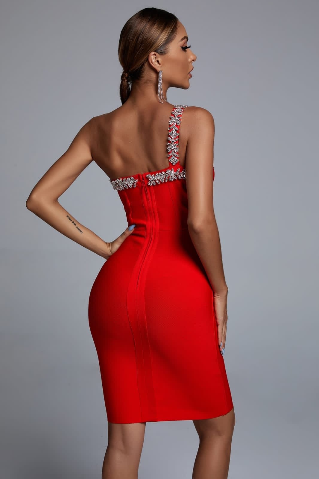 SANDRINA DIAMANTÉ-CUT-OUT-KLEID