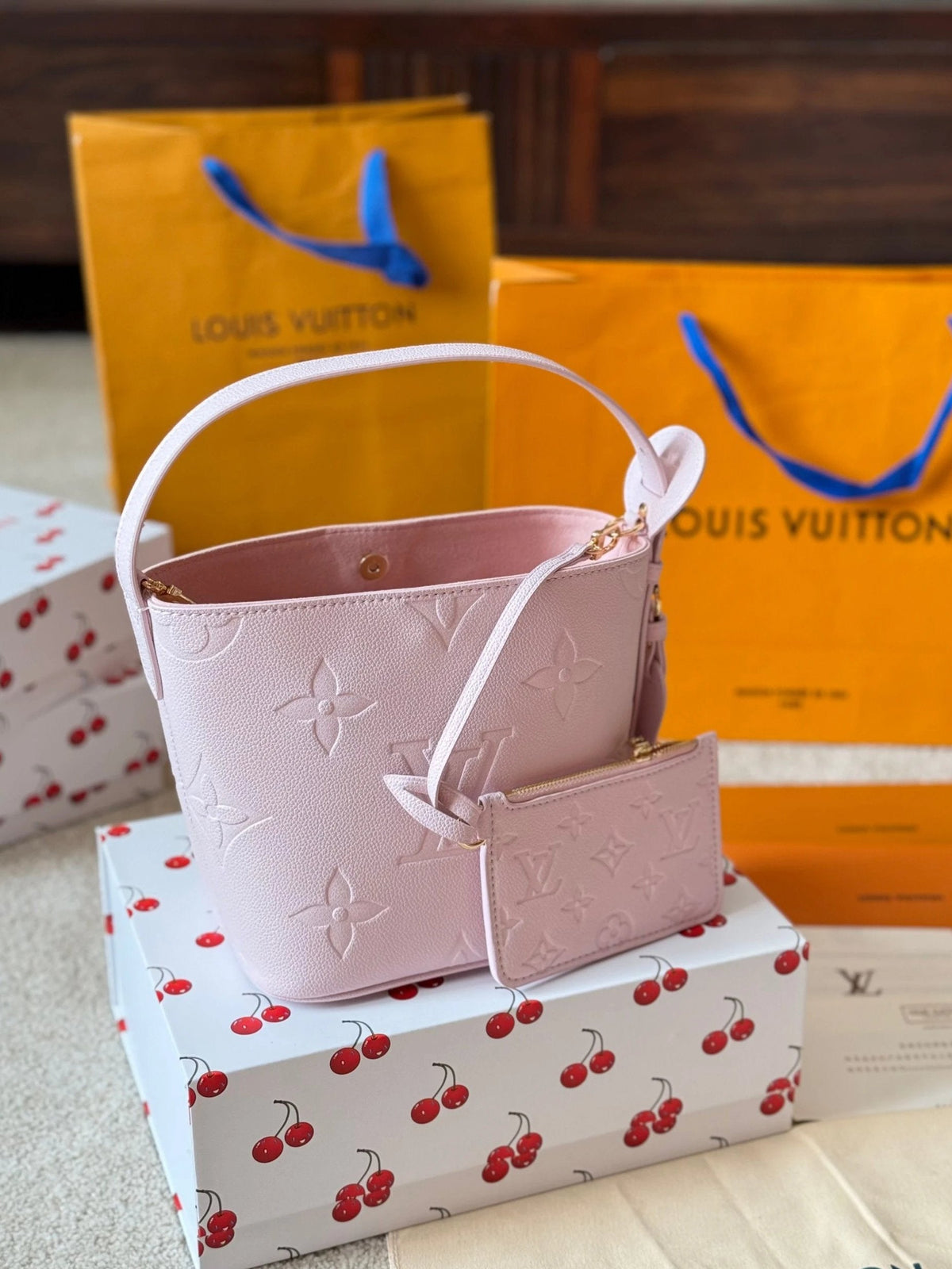 Sac + trousse lv